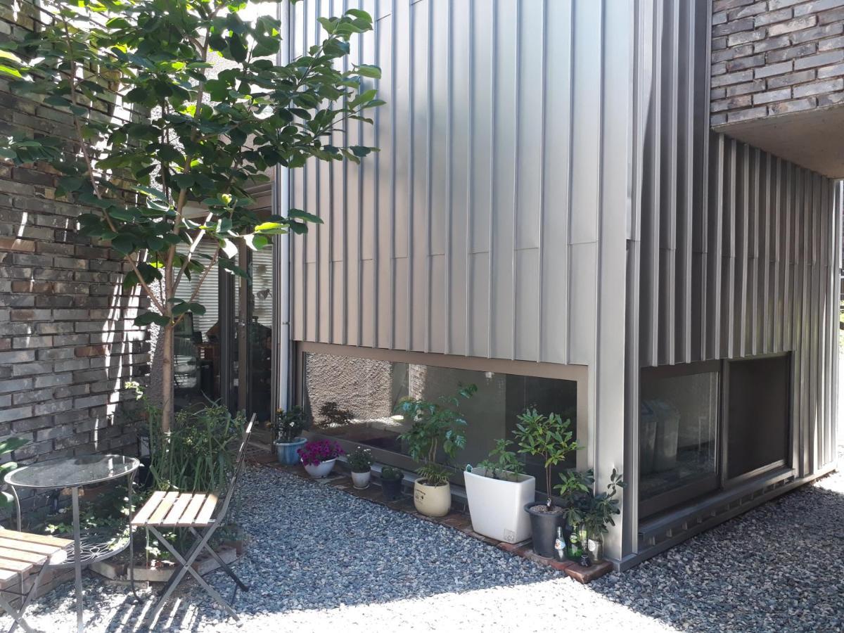 Inside Busan Hostel מראה חיצוני תמונה