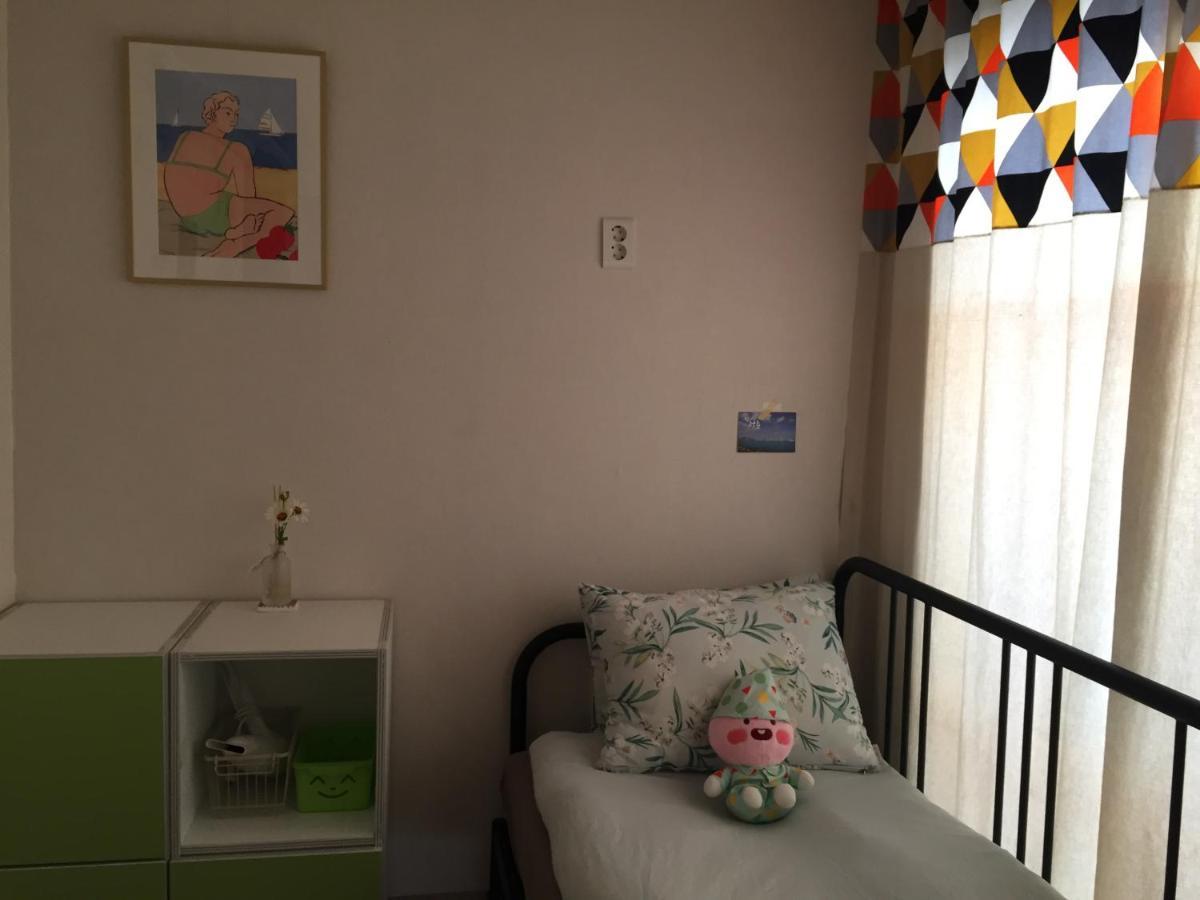 Inside Busan Hostel מראה חיצוני תמונה