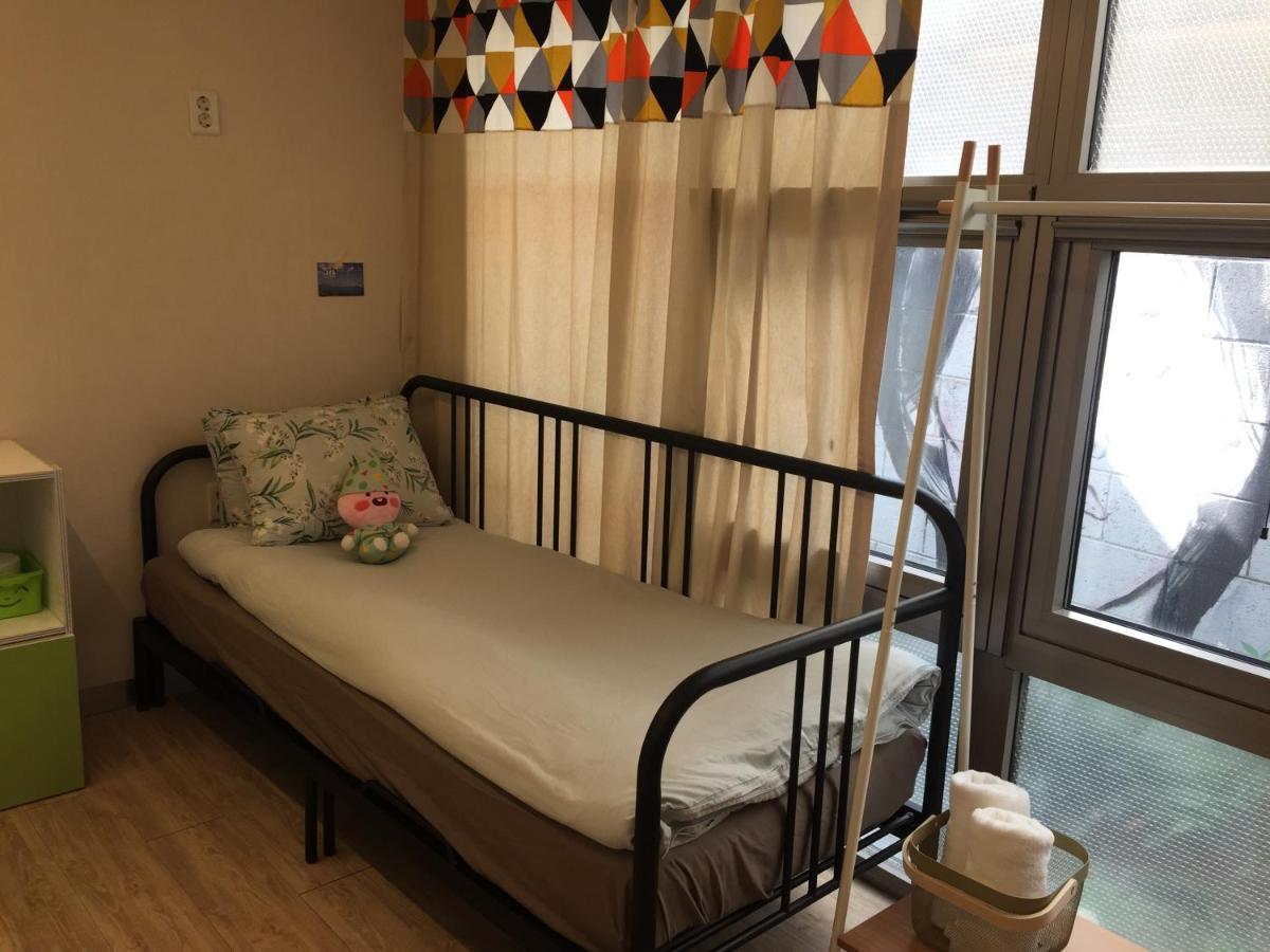 Inside Busan Hostel מראה חיצוני תמונה