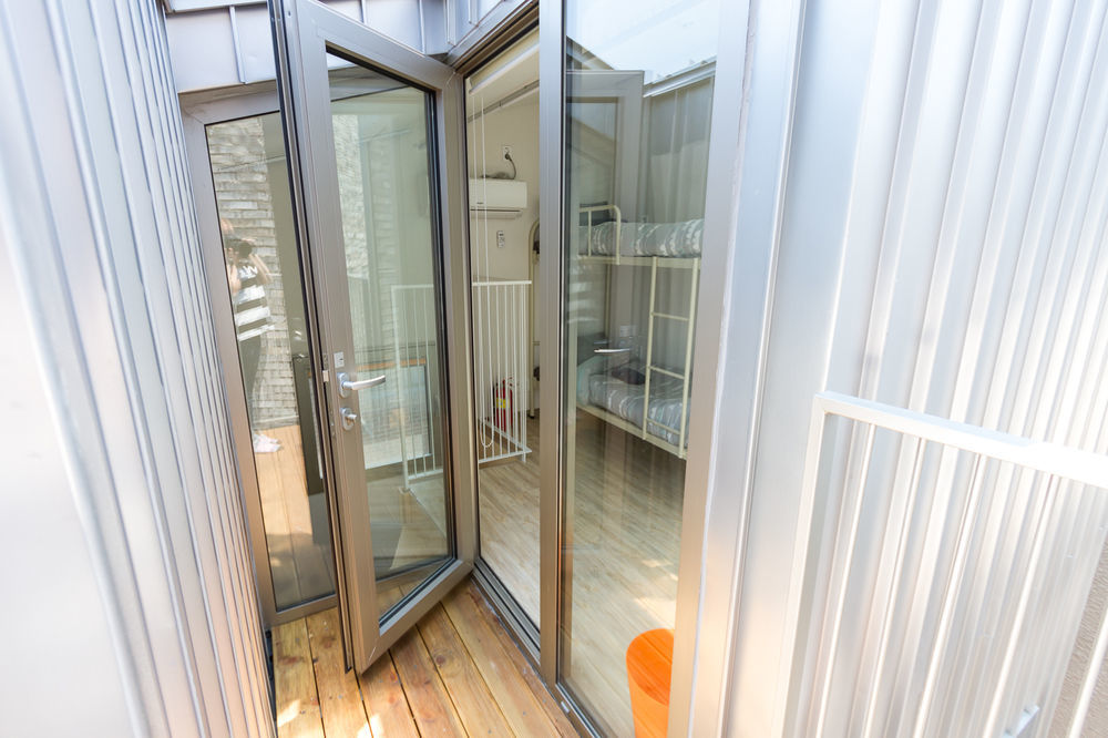Inside Busan Hostel מראה חיצוני תמונה