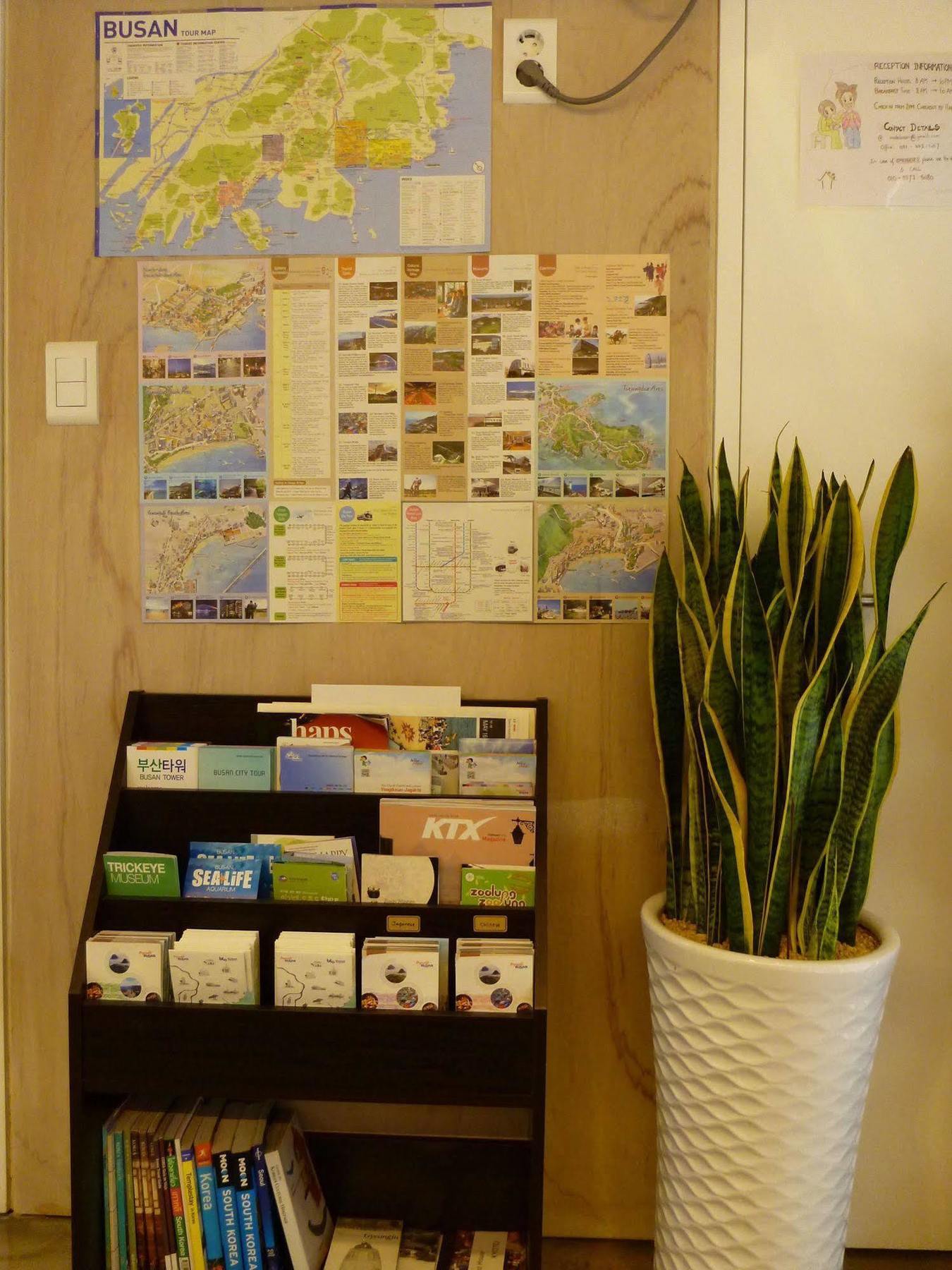 Inside Busan Hostel מראה חיצוני תמונה